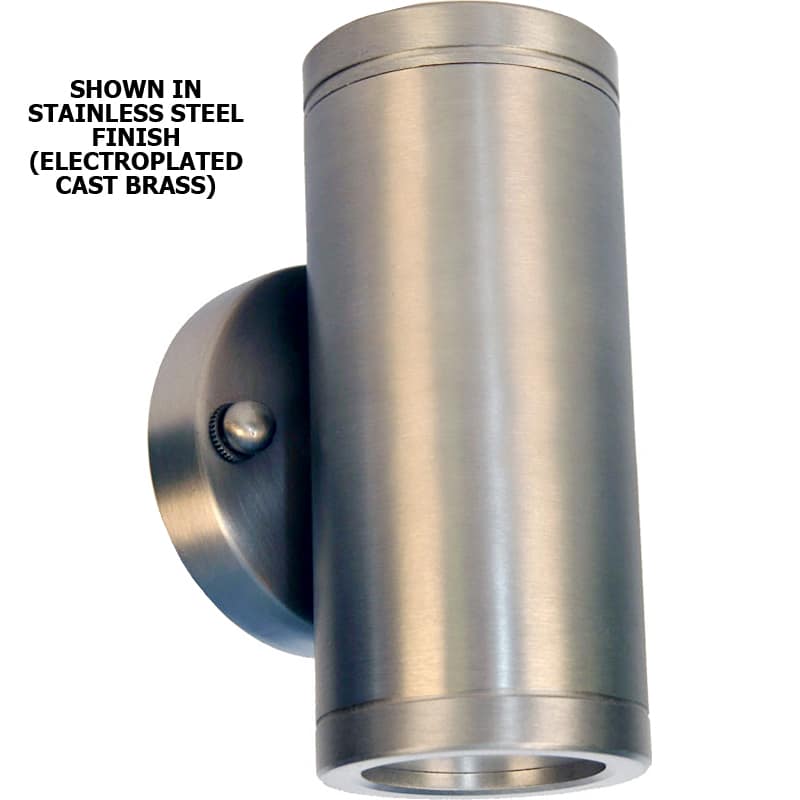 Is 2700K or 3000K better for landscape lighting?
