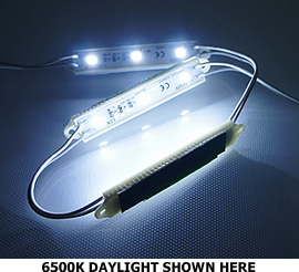 What is the light color output option for 3000K?